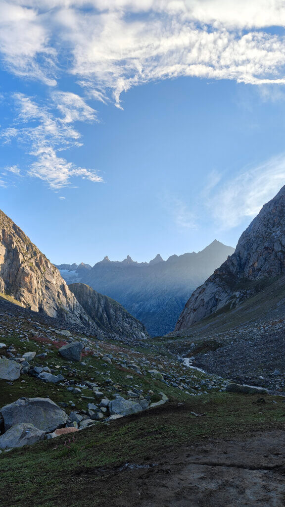 Hampta Pass trek