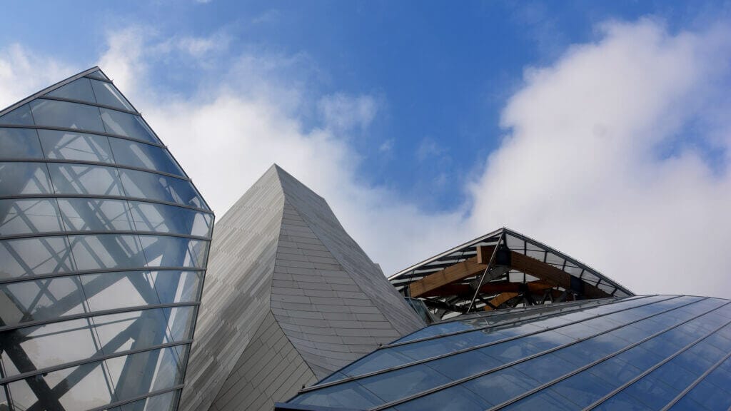 stone , glass and wood -Louis Vitton Fondation