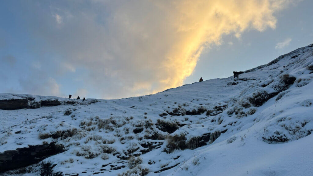 Chandrashila peak at sanrise @ Tunganath terk