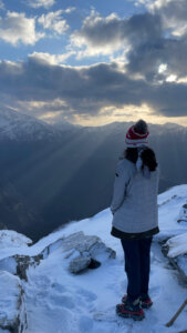 Snow-covered trail of Tunganath