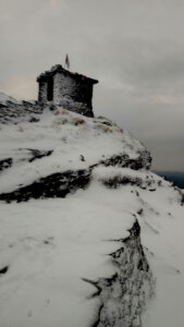 Trail at Tungnath